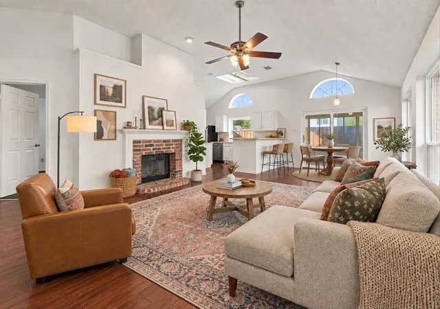 Photo 3 of Single family home for sale at 2109 Glen Hts Dr, Garland, TX 75044 | MLS# 21382628 | Listing updated on 2026-09-24