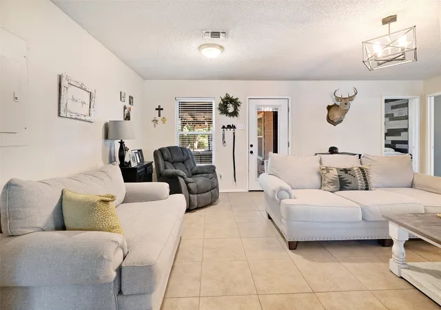 Photo 4 of Single family home for sale at 1965 County Rd 44250, Powderly, TX 75473 | MLS# 21381122 | Listing updated on 2026-09-11