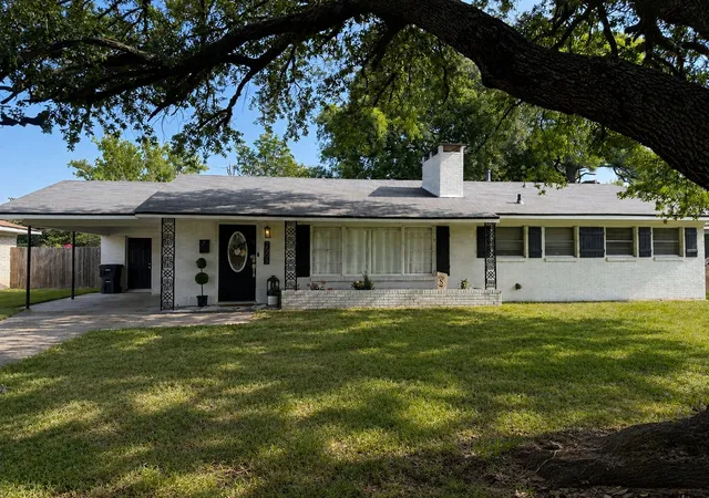 Photo 1 of Single family home for sale at 2503 Waverly Dr, Bossier City, LA 71111 | MLS# 21357475 | Listing updated on 2026-09-19