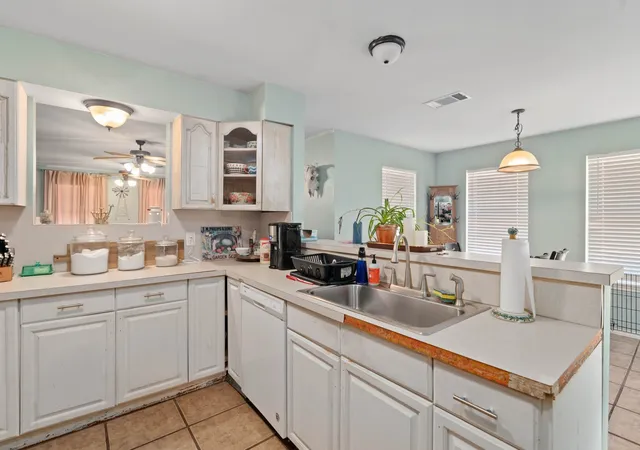 Photo 4 of Single family home for sale at 509 Brumley Rd, Krugerville, TX 76227 | MLS# 21383732 | Listing updated on 2026-09-11