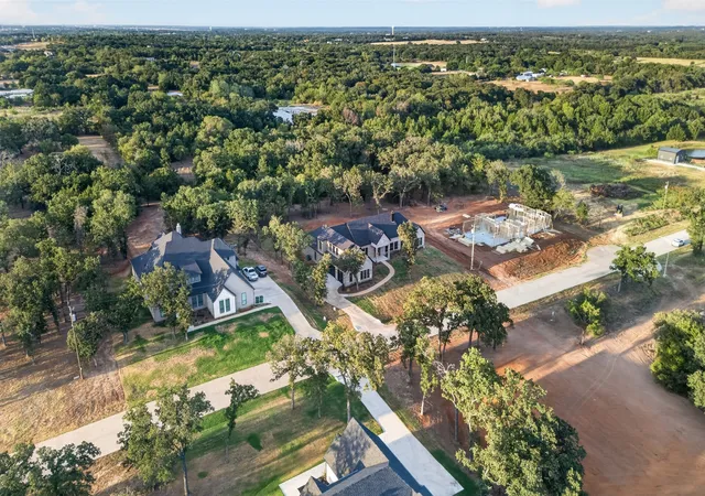 Photo 3 of Single family home for sale at 2821 Private Access Rd #73107, Burleson, TX 76028 | MLS# 21383099 | Listing updated on 2026-09-11