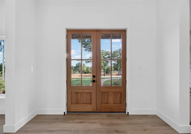 Photo 4 of Single family home for sale at 2821 Private Access Rd #73107, Burleson, TX 76028 | MLS# 21383099 | Listing updated on 2026-09-11