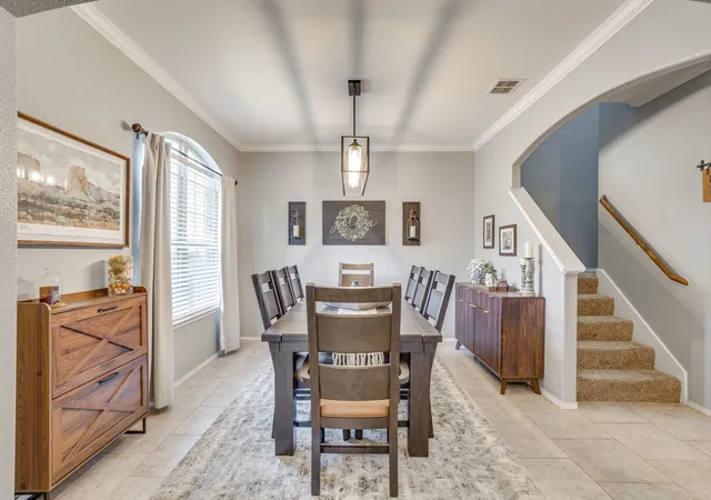 Photo 3 of Single family home for sale at 352 Pin Cushion Trl, Burleson, TX 76028 | MLS# 21383345 | Listing updated on 2026-09-11