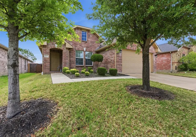 Photo 2 of Single family home for sale at 1417 Lone Pine Dr, Little Elm, TX 75068 | MLS# 21380541 | Listing updated on 2026-09-11