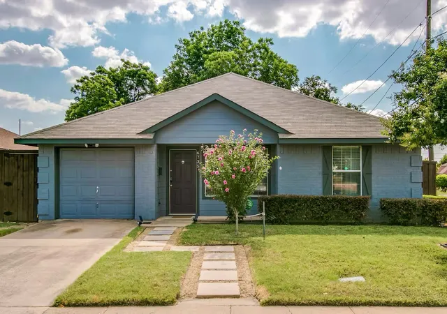 Photo 2 of Single family home for sale at 6735 Webster St, Dallas, TX 75209 | MLS# 21383744 | Listing updated on 2026-09-11