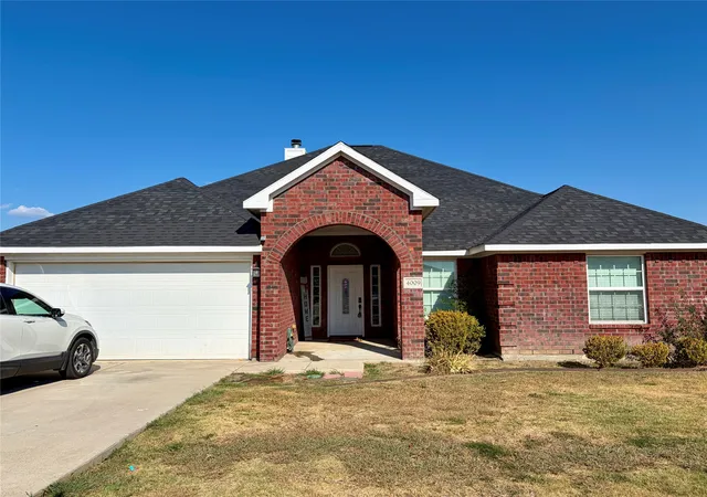 Photo 1 of Single family home for sale at 4009 Wagon Wheel Dr, Sanger, TX 76266 | MLS# 21383487 | Listing updated on 2026-09-14