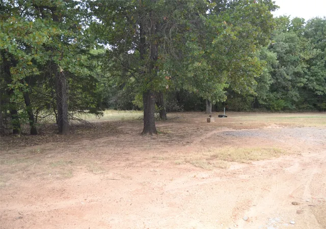 Photo 2 of Manufactured home for sale at 17414 Bridgeview Rd, Madill, OK 73446 | MLS# 21383758 | Listing updated on 2026-09-11