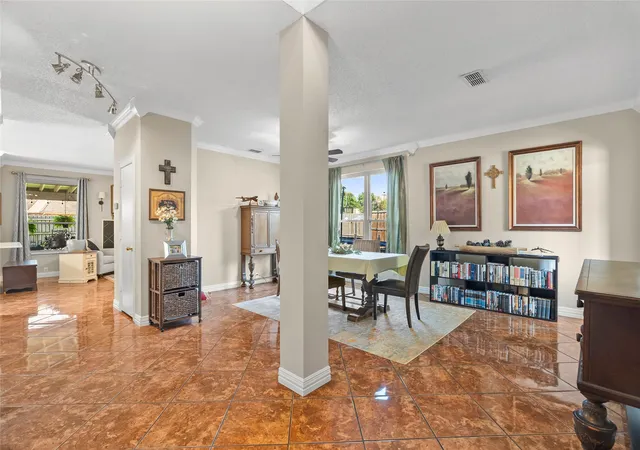 Photo 3 of Single family home for sale at 324 Georgian Oak Ct, Lake Dallas, TX 75065 | MLS# 21382062 | Listing updated on 2026-09-14