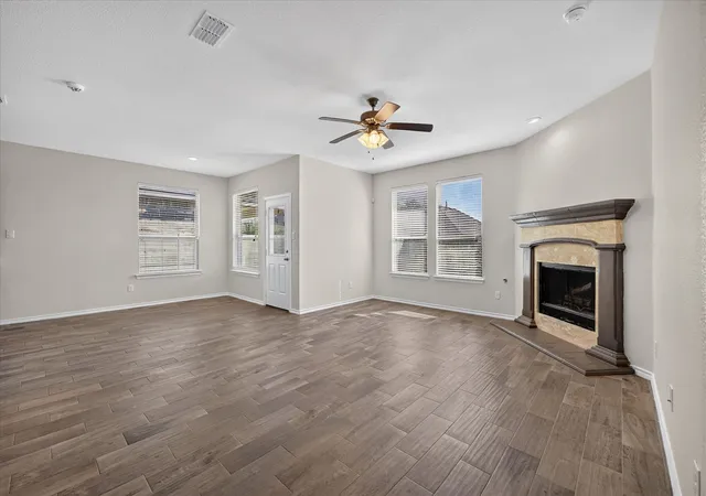 Photo 4 of Single family home for sale at 904 Dove Cvs, Argyle, TX 76226 | MLS# 21382792 | Listing updated on 2026-09-11