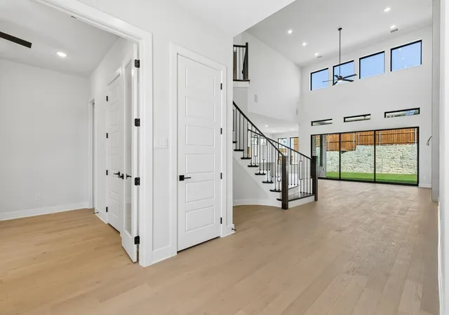 Photo 3 of Single family home for sale at 9362 Winter Bloom St, Frisco, TX 75035 | MLS# 21383762 | Listing updated on 2026-09-11