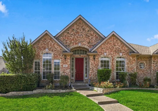 Photo 2 of Single family home for sale at 3500 Neiman Rd, Plano, TX 75025 | MLS# 21382957 | Listing updated on 2026-09-11