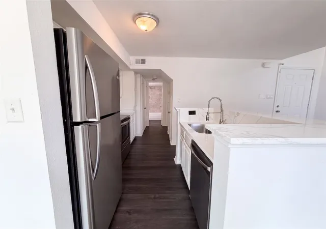 Photo 3 of Condo for sale at 2311 Balsam Dr #H210, Arlington, TX 76006 | MLS# 21383603 | Listing updated on 2026-09-11