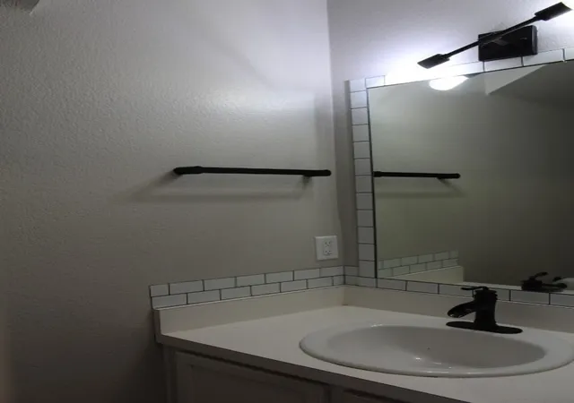 Photo 4 of Single family home for sale at 4601 Napa Valley Dr, Argyle, TX 76226 | MLS# 21379293 | Listing updated on 2026-09-14