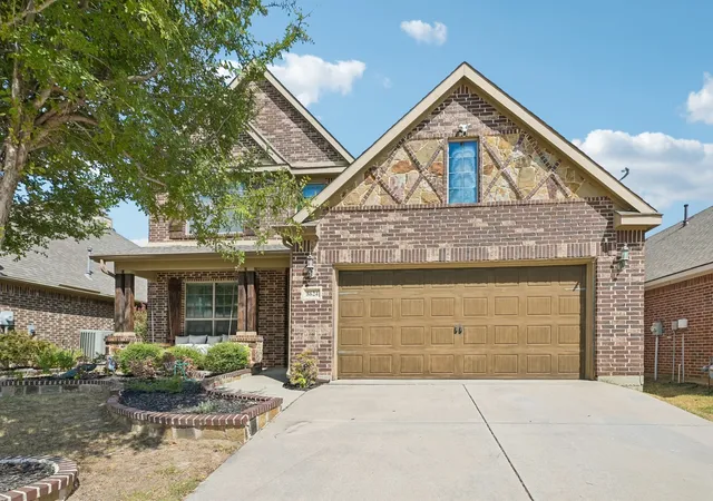 Photo 1 of Single family home for sale at 8624 Tribute Ln, Fort Worth, TX 76131 | MLS# 21381003 | Listing updated on 2026-09-12