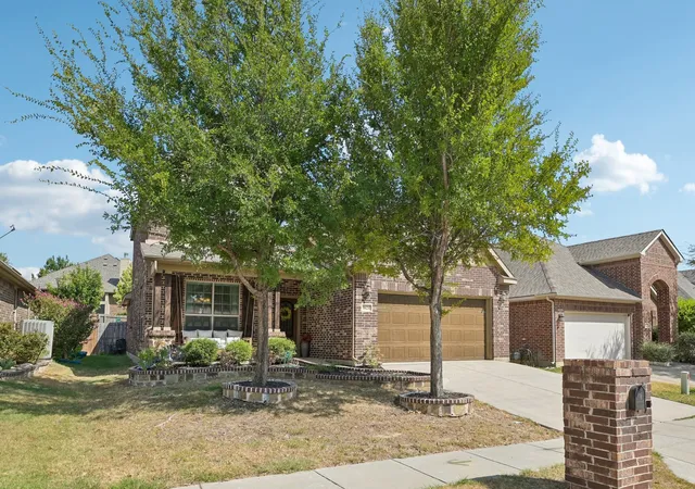 Photo 2 of Single family home for sale at 8624 Tribute Ln, Fort Worth, TX 76131 | MLS# 21381003 | Listing updated on 2026-09-12