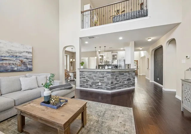 Photo 4 of Single family home for sale at 8624 Tribute Ln, Fort Worth, TX 76131 | MLS# 21381003 | Listing updated on 2026-09-12