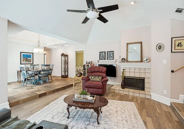 Photo 3 of Sale Pending at 3816 Roman Ct, Plano, TX 75023 | MLS# 21379406 | Listing updated on 2026-09-28
