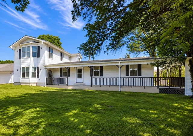 Photo 1 of Single family home for sale at 958 State Hwy 24, Campbell, TX 75422 | MLS# 21383289 | Listing updated on 2026-09-12