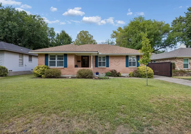 Photo 2 of Sale Pending at 10619 Longmeadow Dr, Dallas, TX 75238 | MLS# 21380374 | Listing updated on 2026-09-25