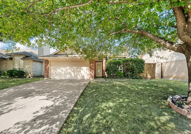 Photo 1 of Single family home for sale at 5645 Cancun Dr, North Richland Hills, TX 76180 | MLS# 21382466 | Listing updated on 2026-09-11