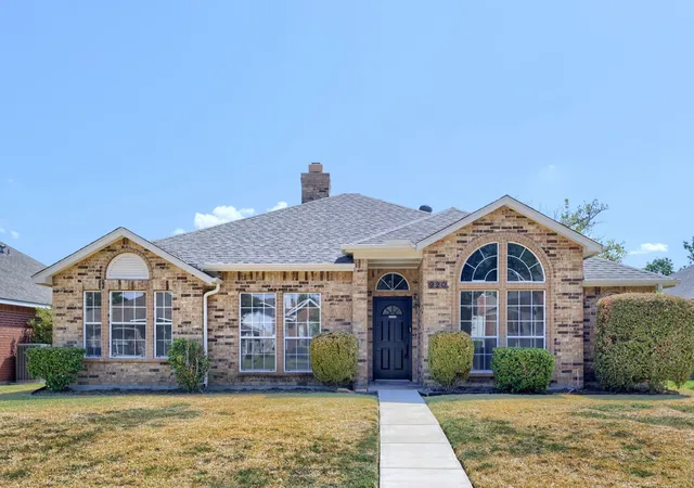 Photo 1 of Single family home for sale at 920 Jacksonhole Ln, Mesquite, TX 75149 | MLS# 21377593 | Listing updated on 2026-09-11