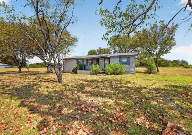 Photo 2 of Manufactured home for sale at 11929 County Rd 950, Rockwall, TX 75087 | MLS# 21383860 | Listing updated on 2026-09-11