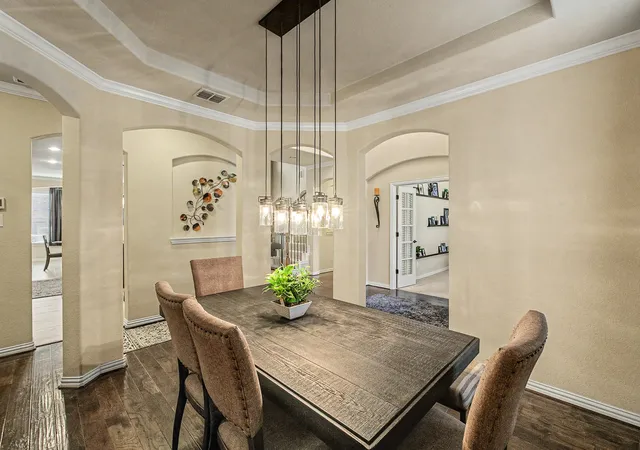 Photo 3 of Single family home for sale at 9939 Amberwoods Ln, Frisco, TX 75035 | MLS# 21383693 | Listing updated on 2026-09-25