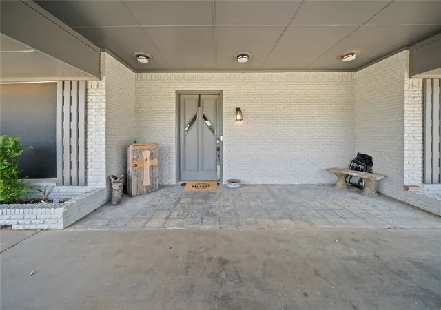 Photo 3 of Single family home for sale at 1629 Blair Dr, Cleburne, TX 76031 | MLS# 21383881 | Listing updated on 2026-09-11