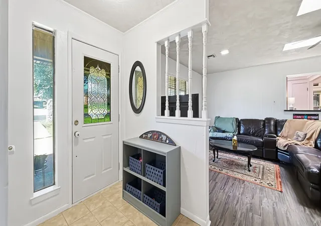Photo 3 of Single family home for sale at 9012 Bontura Rd, Granbury, TX 76049 | MLS# 21383916 | Listing updated on 2026-09-11