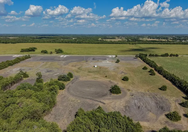 Photo 3 of Land for sale at 3227 Fm Rd 1569, Greenville, TX 75401 | MLS# 21383814 | Listing updated on 2026-09-11