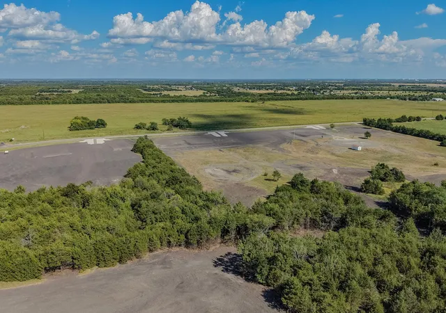 Photo 2 of Land for sale at 3283 Fm Rd 1569, Greenville, TX 75401 | MLS# 21383608 | Listing updated on 2026-09-11