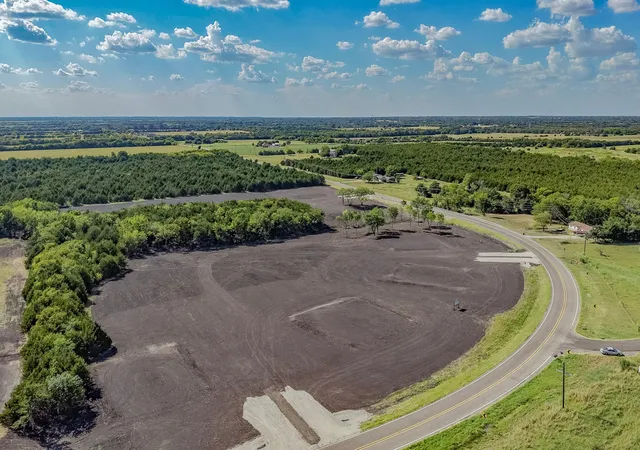 Photo 4 of Land for sale at 3339 Fm Rd 1569, Greenville, TX 75401 | MLS# 21382995 | Listing updated on 2026-09-11