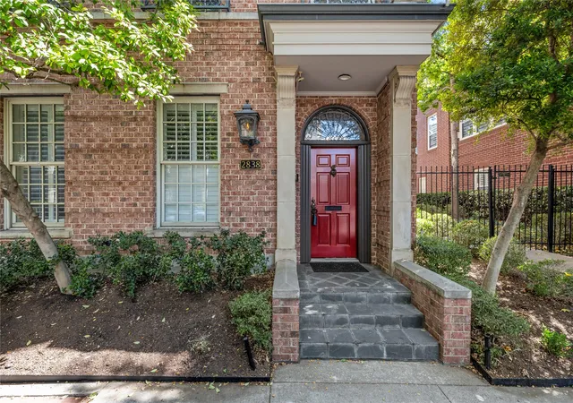 Photo 2 of Townhouse for sale at 2838 State St, Dallas, TX 75204 | MLS# 21381416 | Listing updated on 2026-09-11