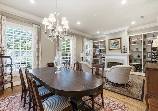 Photo 4 of Townhouse for sale at 2838 State St, Dallas, TX 75204 | MLS# 21381416 | Listing updated on 2026-09-17