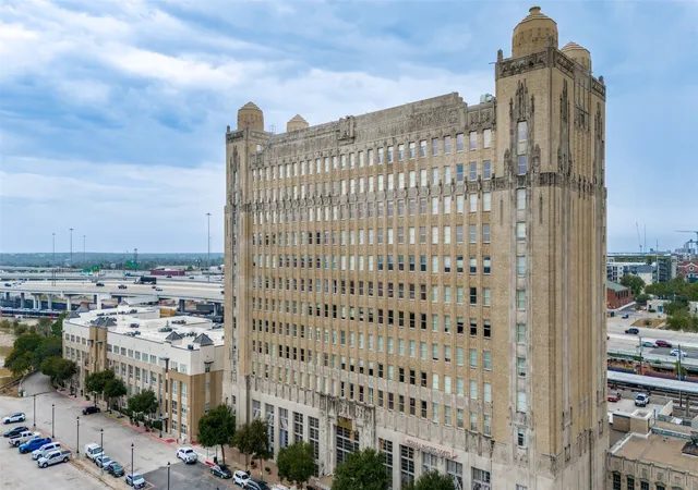 Photo 26 of Condo for sale at 201 W Lancaster Ave #212, Fort Worth, TX 76102 | MLS# 21383336 | Listing updated on 2026-09-12