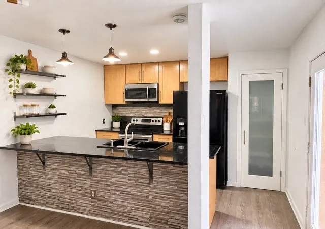 Photo 3 of Townhouse for sale at 525 Towne House Ln, Richardson, TX 75081 | MLS# 21383938 | Listing updated on 2026-09-12