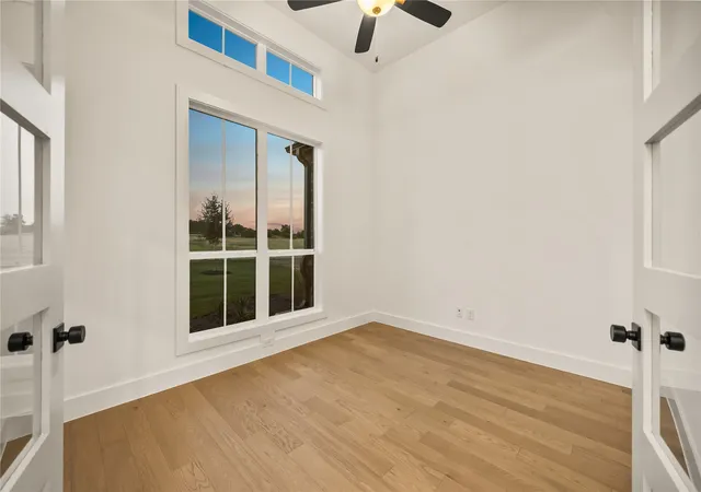 Photo 4 of Single family home for sale at 1031 Ranch Vista Rd, Granbury, TX 76049 | MLS# 21383987 | Listing updated on 2026-09-13
