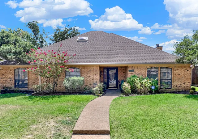 Photo 1 of Single family home for sale at 3304 Ashington Ln, Plano, TX 75023 | MLS# 21382512 | Listing updated on 2026-10-04