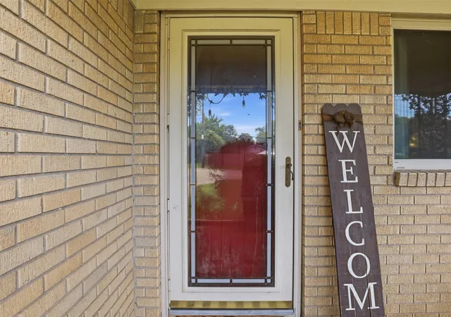 Photo 3 of Single family home for sale at 4304 Hodgkins Rd, Fort Worth, TX 76135 | MLS# 21383991 | Listing updated on 2026-09-12