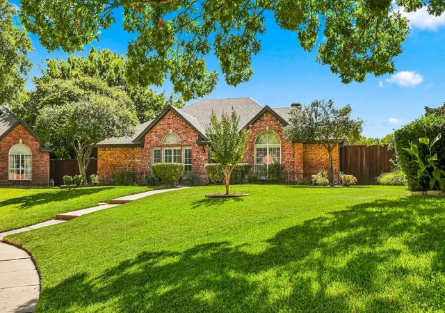 Photo 1 of Sale Pending at 287 Tealwood Dr, Coppell, TX 75019 | MLS# 21380178 | Listing updated on 2026-09-23