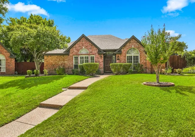 Photo 3 of Sale Pending at 287 Tealwood Dr, Coppell, TX 75019 | MLS# 21380178 | Listing updated on 2026-09-23