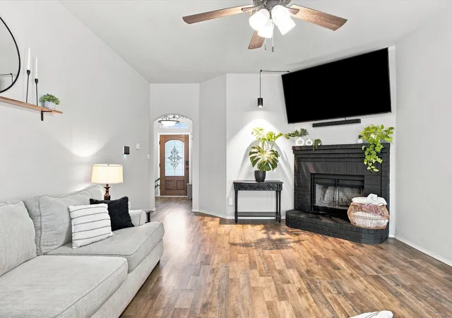 Photo 3 of Single family home for sale at 233 Kings Way Ct, Rhome, TX 76078 | MLS# 21383624 | Listing updated on 2026-09-12