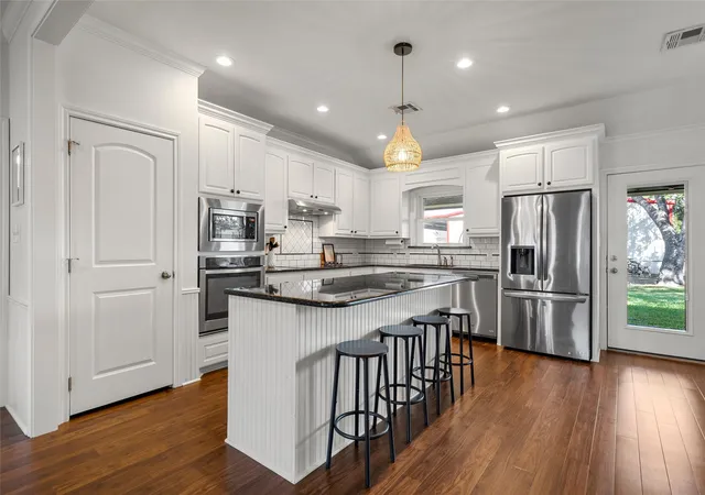 Photo 2 of Single family home for sale at 1004 N Main St, West, TX 76691 | MLS# 21382923 | Listing updated on 2026-09-26