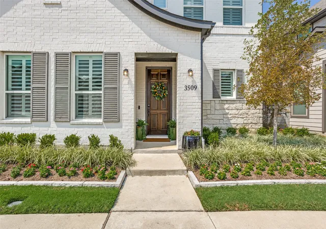 Photo 2 of Single family home for sale at 3509 The Cmns Pkwy, Sachse, TX 75048 | MLS# 21380128 | Listing updated on 2026-09-12