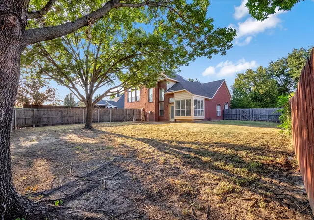 Photo 2 of Single family home for sale at 2106 Hillside Dr, Rowlett, TX 75088 | MLS# 21370477 | Listing updated on 2026-09-20