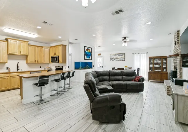Photo 4 of Single family home for sale at 7647 Blanchard Way, Fort Worth, TX 76126 | MLS# 21383982 | Listing updated on 2026-09-12