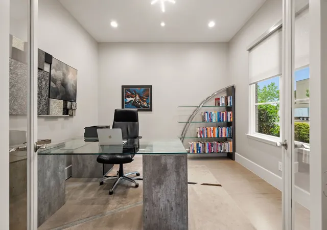Photo 3 of Single family home for sale at 6811 Del Norte Ln, Dallas, TX 75225 | MLS# 21382176 | Listing updated on 2026-09-28