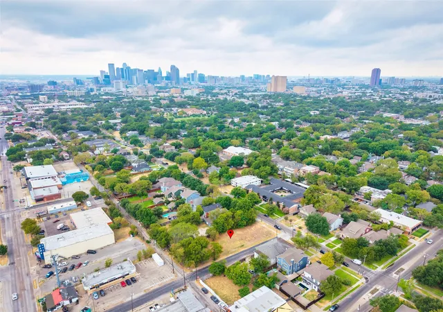 Photo 2 of Land for sale at 4932 Reiger Ave, Dallas, TX 75214 | MLS# 21380290 | Listing updated on 2026-09-12