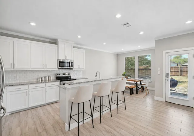 Photo 4 of Single family home for sale at 4001 Abilene St, Dallas, TX 75212 | MLS# 21382258 | Listing updated on 2026-09-12