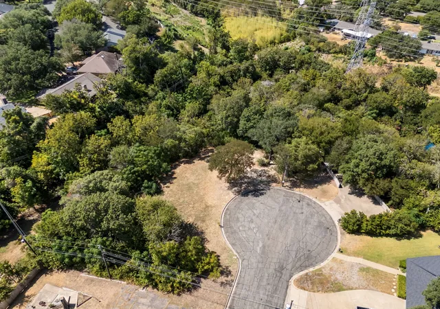 Photo 2 of Land for sale at 1012 Cindy Cir, Waco, TX 76710 | MLS# 21383865 | Listing updated on 2026-09-12
